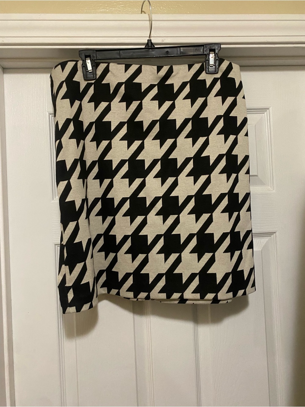 Black and Cream Houndstooth Pencil Skirt - Classic Women's Skirt